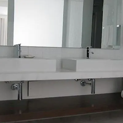 1 Hotel טורונטו