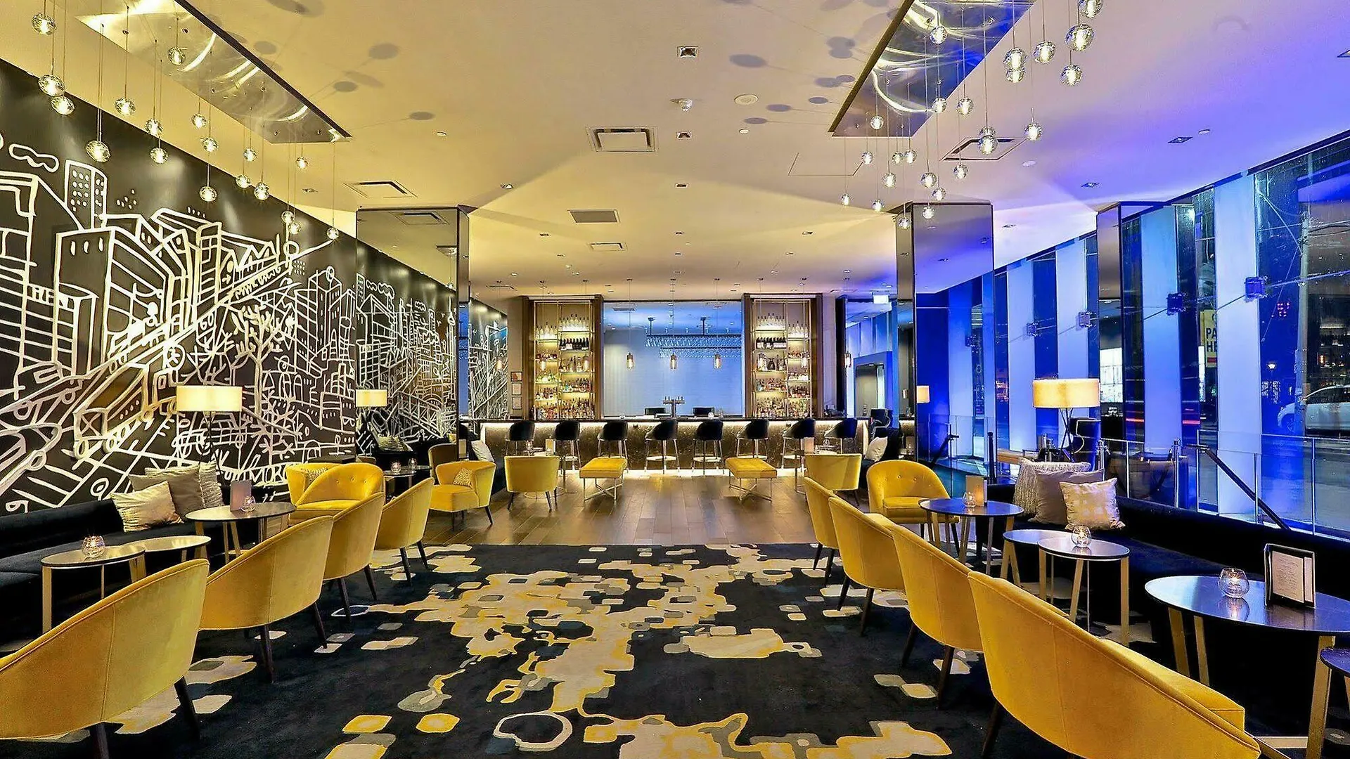 1 Hotel טורונטו 5*,